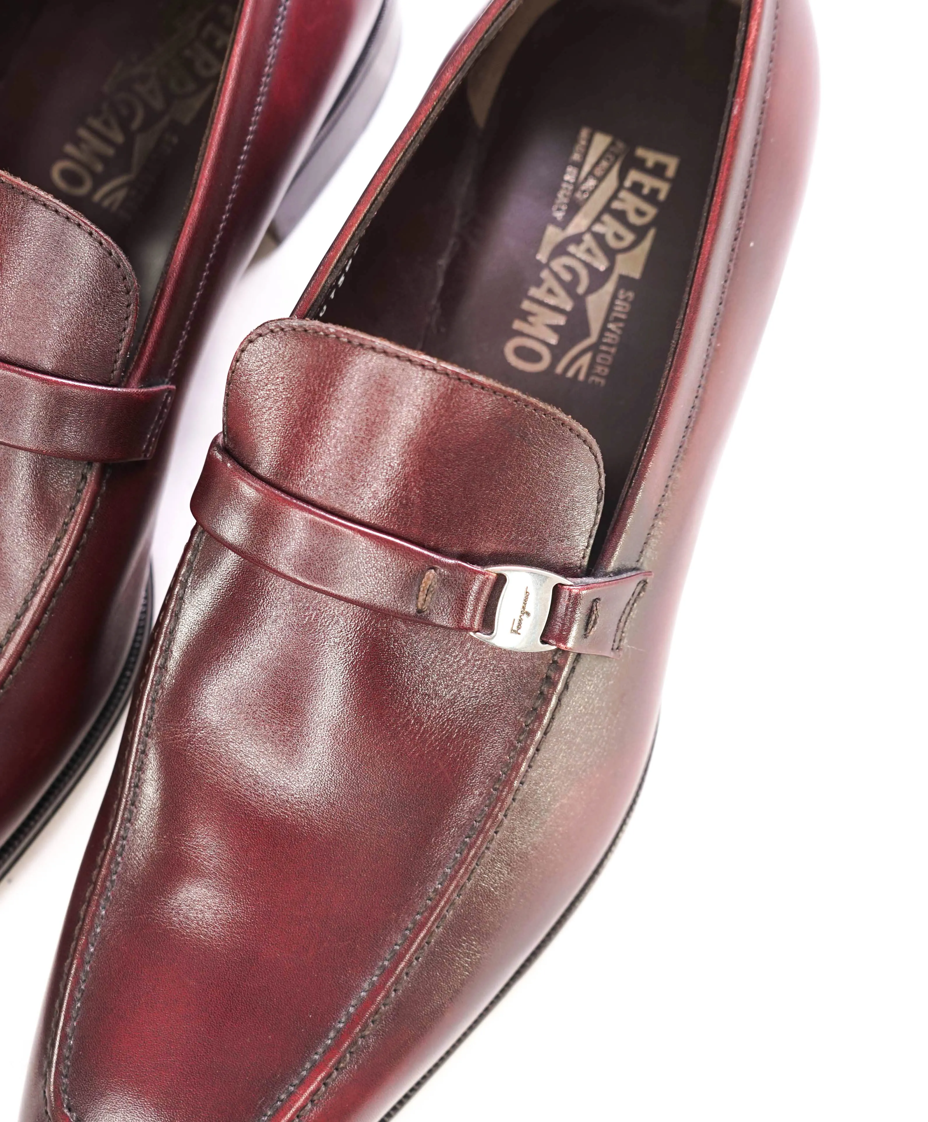 $850 SALVATORE FERRAGAMO - “Destin” Cherry Loafer With Engraved Bit - 11.5 EE