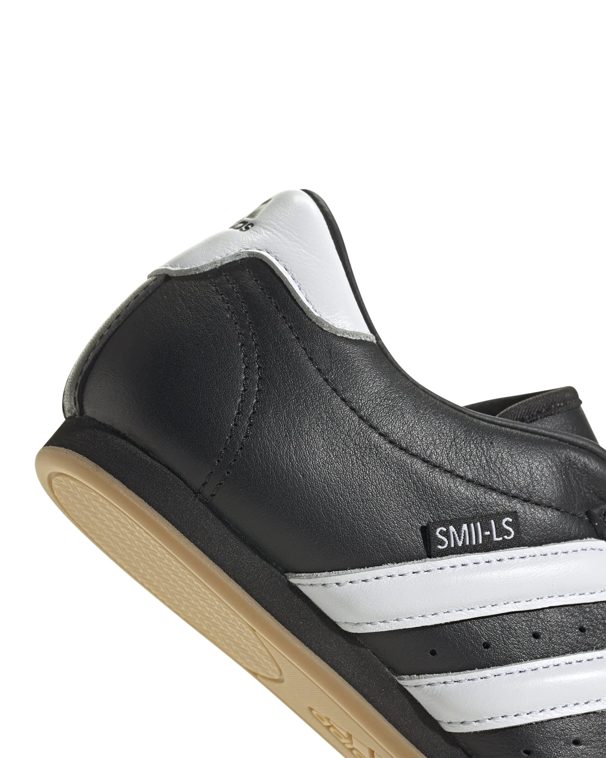Adidas original sneaker taekwondo w core svart / molnvit / gummi