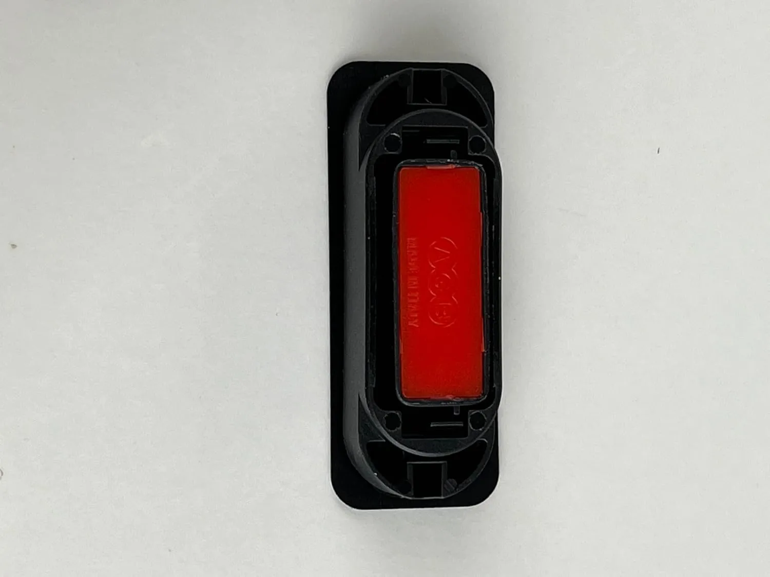 AGB Minimal Plus XT Striker for European Lock Polaris 2XT, Revolution XT, Wave, and Vitra B024022893 (Black)