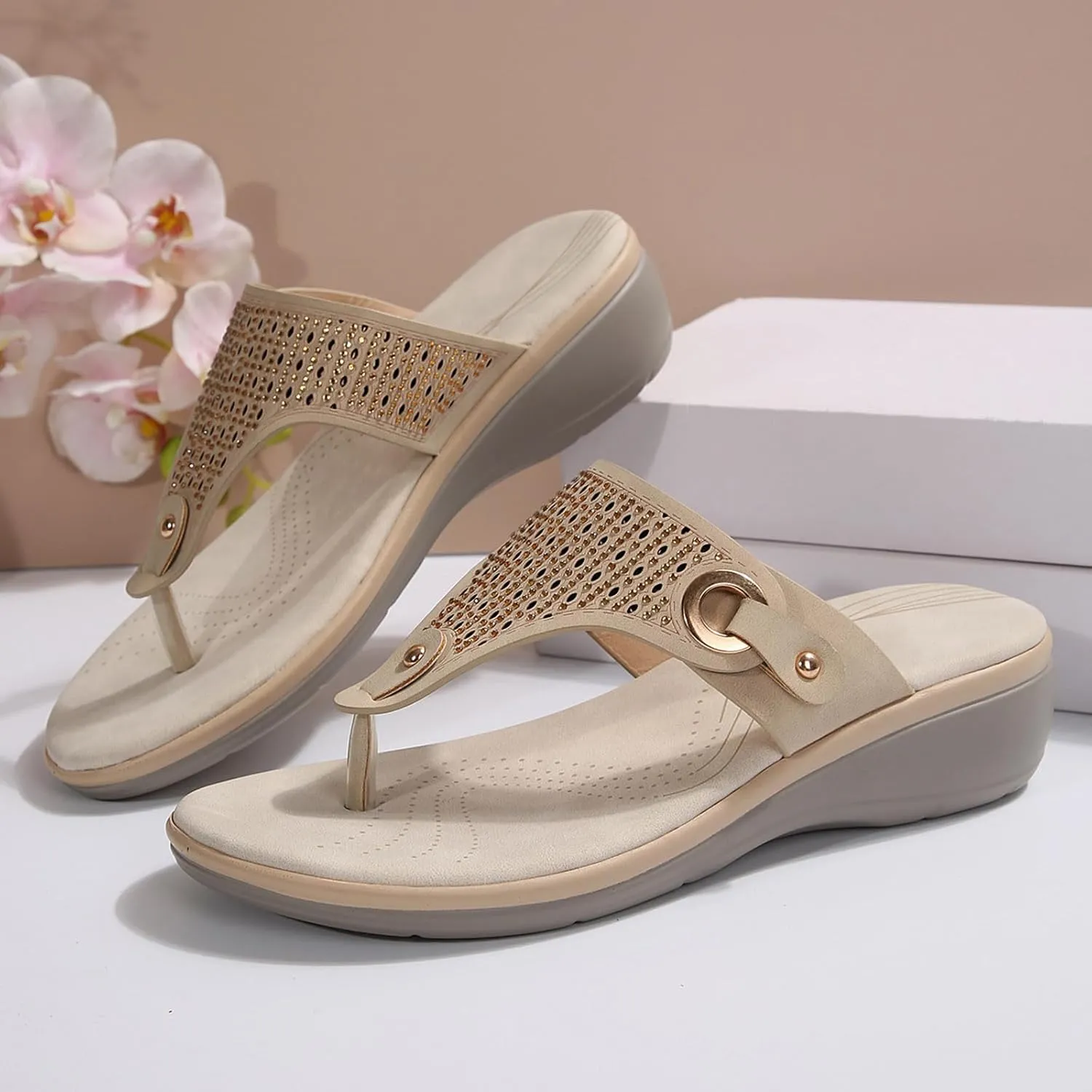 Arch Support Flip Flops Slippers for Women Summer Beach Walking Thong Sandals Comfort Low Wedge Clip Toe Sandal Shoes