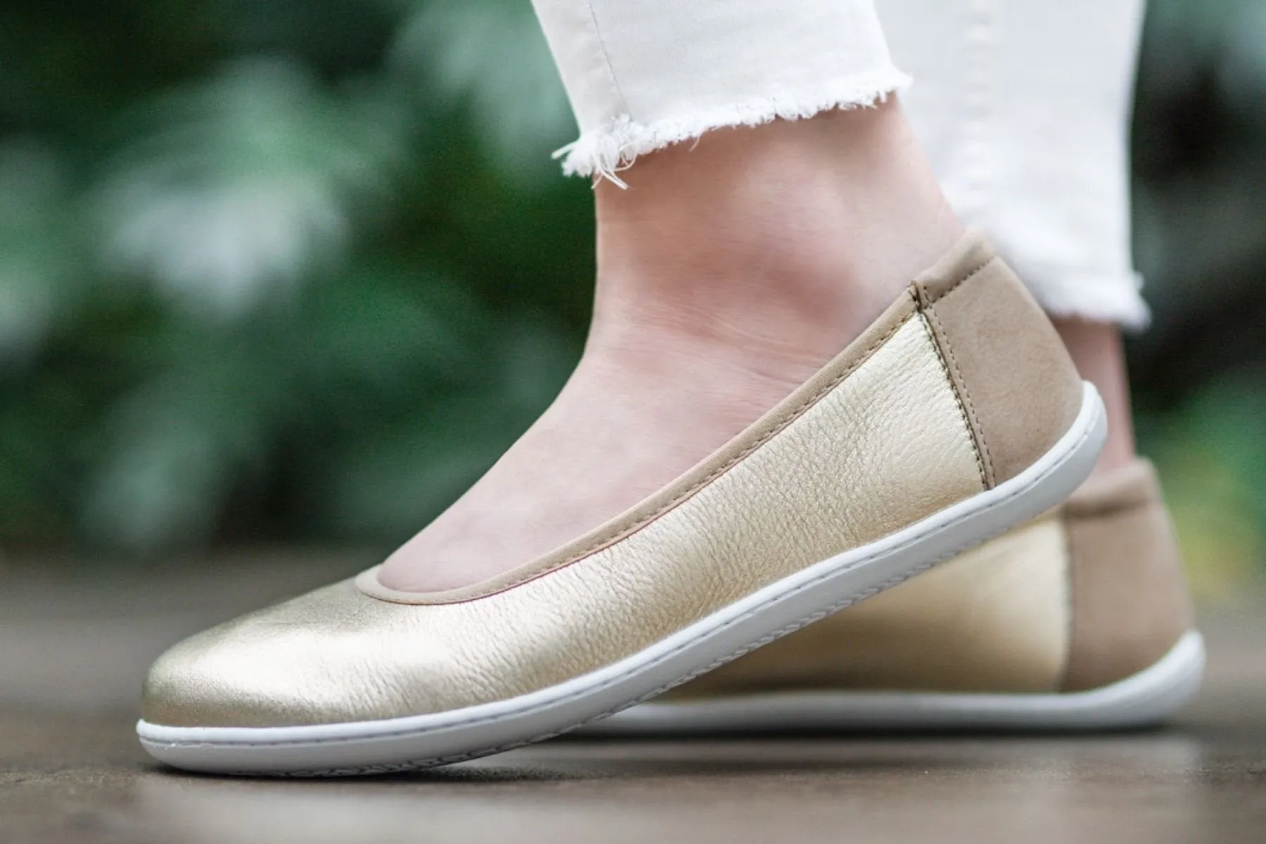 Be Lenka Sophie Gold
