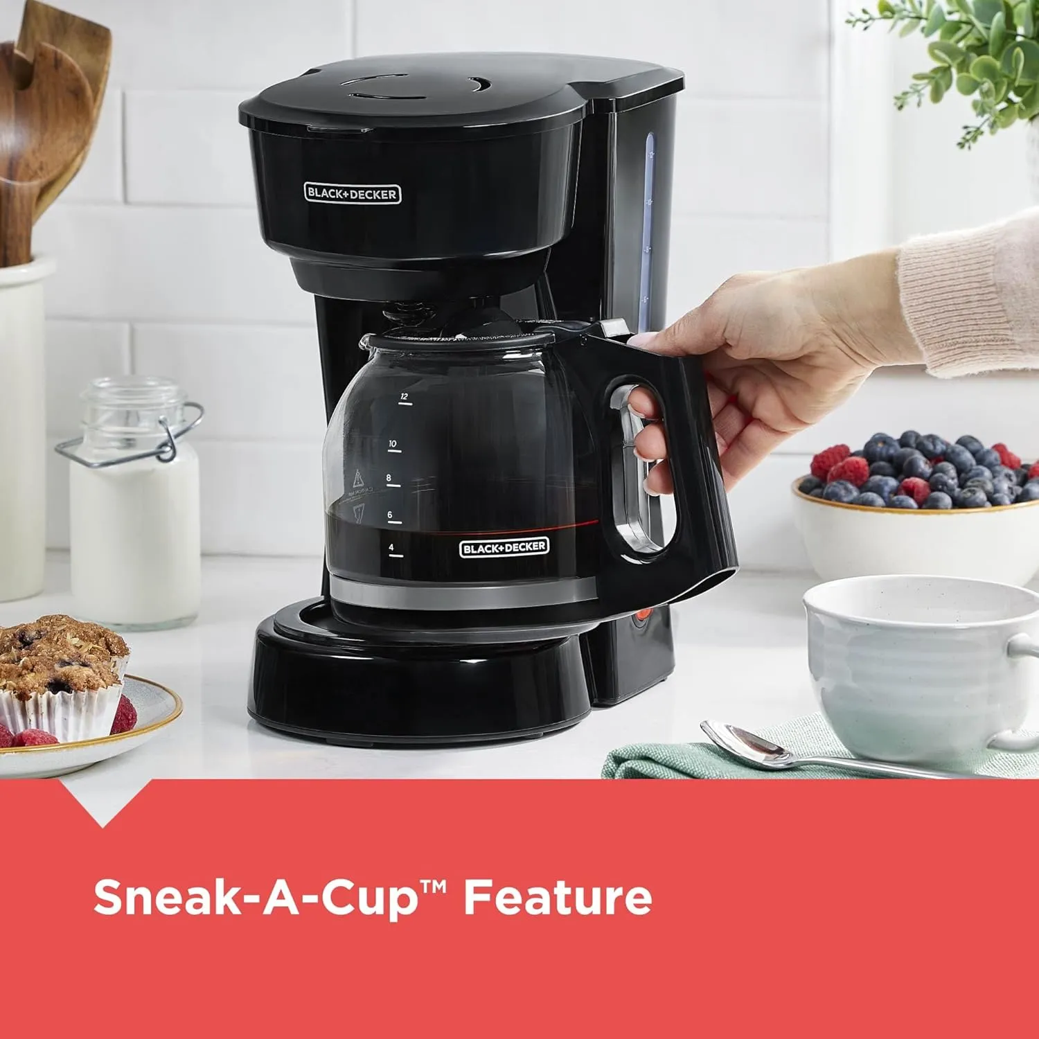 BLACK DECKER 12-Cup Coffee Maker with Easy On/Off Switch, Easy Pour, Non-Drip Carafe with Removable Filter Basket, Vortex Technology, Black