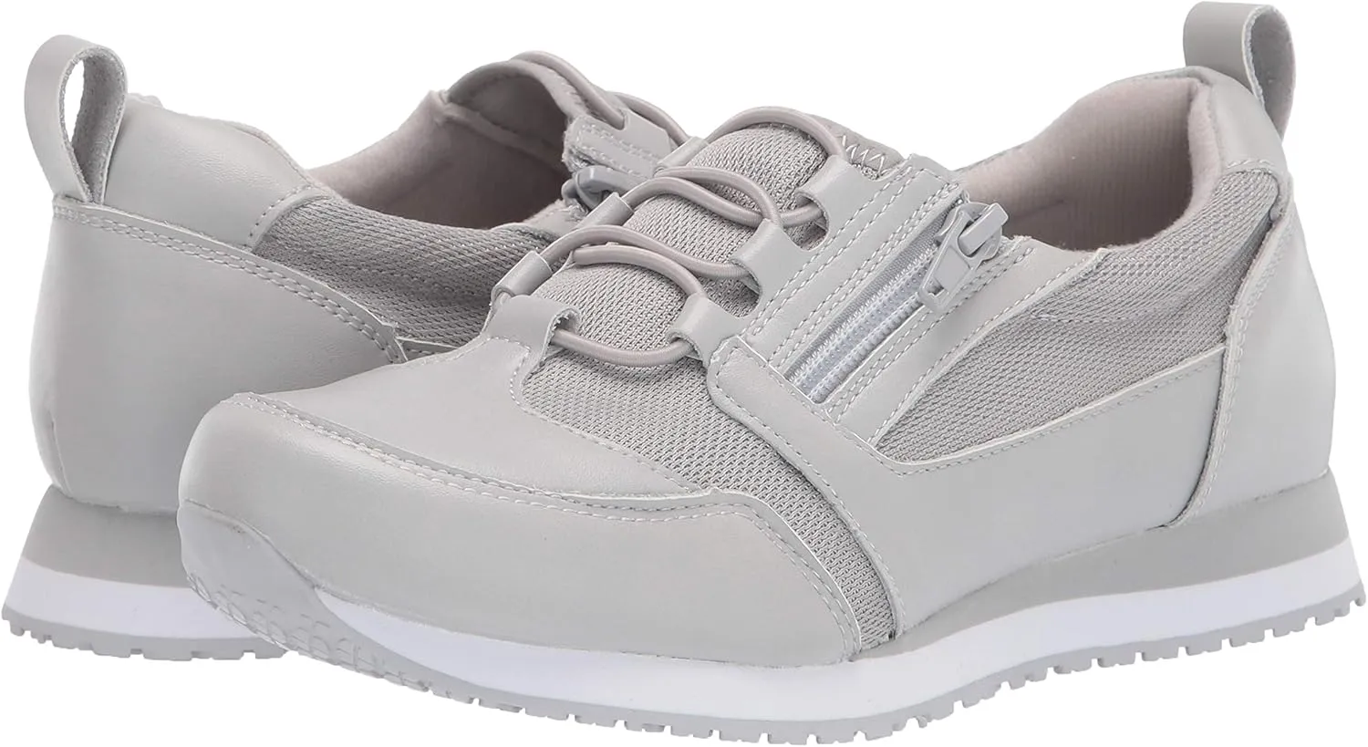 by Easy Street Women's Mckinley Clog