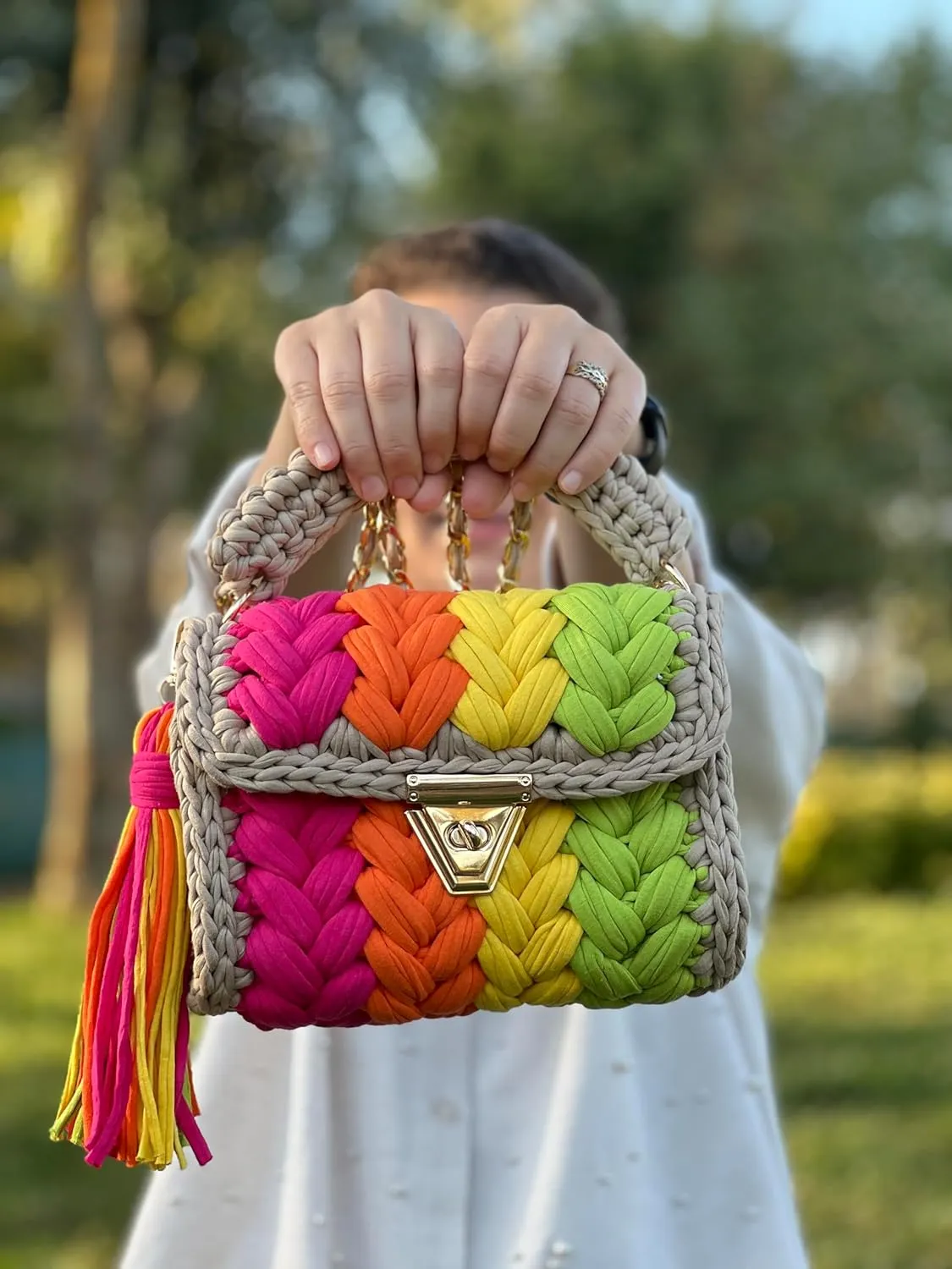 CHQEL Evening Clutch Bag for Women, Handmade Crochet Wedding Party Purse, Small Flap Formal Crossbody Handbag Evening Clutch