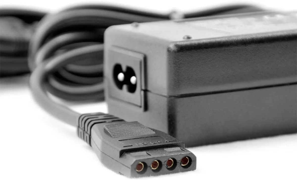 Coolerguys 100-240v AC to 12 & 5v DC 4pin Molex 2A Power Adapter (2A, Without On/Off Switch)