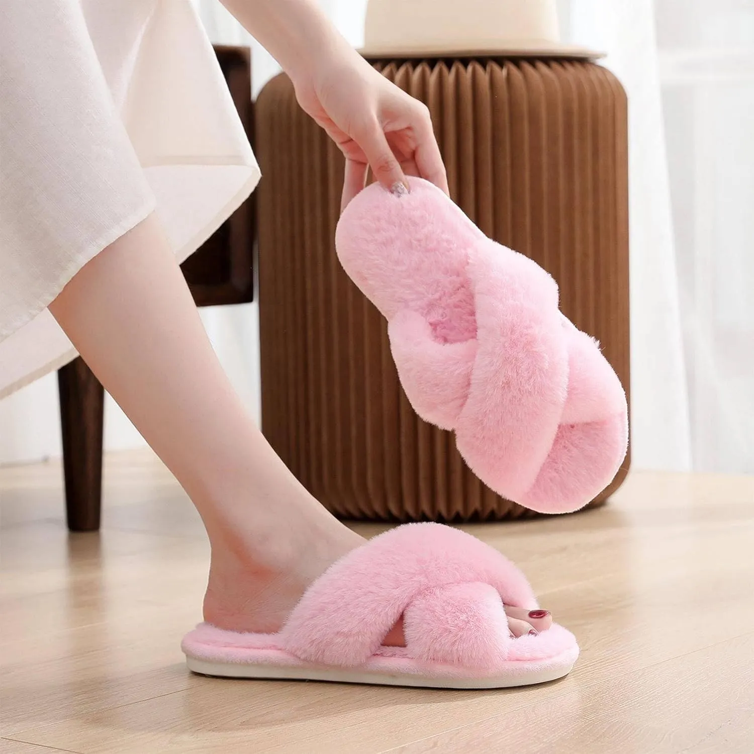 Crazy Lady Women's Fuzzy Fluffy Furry Fur Slippers Flip Flop Open Toe Cozy House Memory Foam Sandals Slides Soft Flat Comfy Anti-Slip Spa Indoor Outdoor Slip on