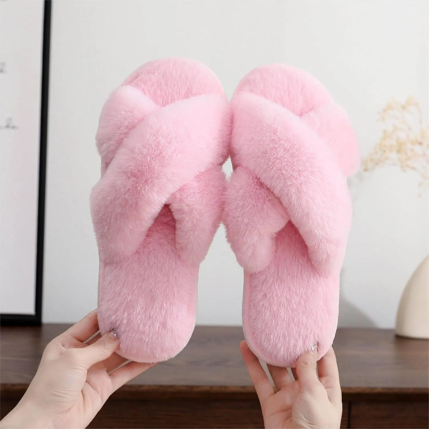 Crazy Lady Women's Fuzzy Fluffy Furry Fur Slippers Flip Flop Open Toe Cozy House Memory Foam Sandals Slides Soft Flat Comfy Anti-Slip Spa Indoor Outdoor Slip on