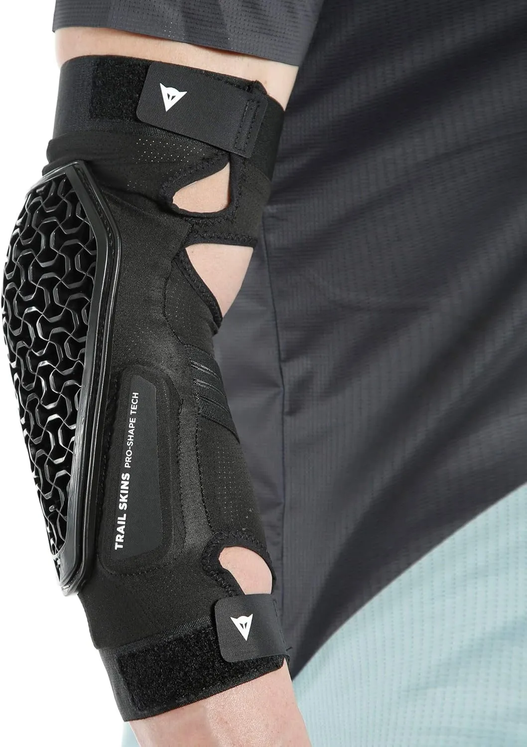Dainese Trail Skins Pro Elbow Guard Black
