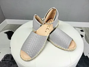 Eden Sandal in Grey