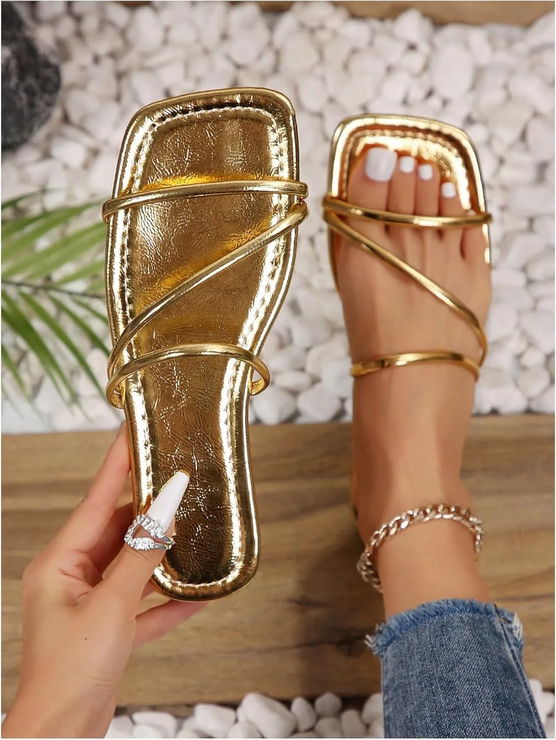GORGLITTER Women's Metallic Strappy Flats Sandal Dressy Cute Open Toe Slip on Slides Summer Vacation Beach Sandals 2025