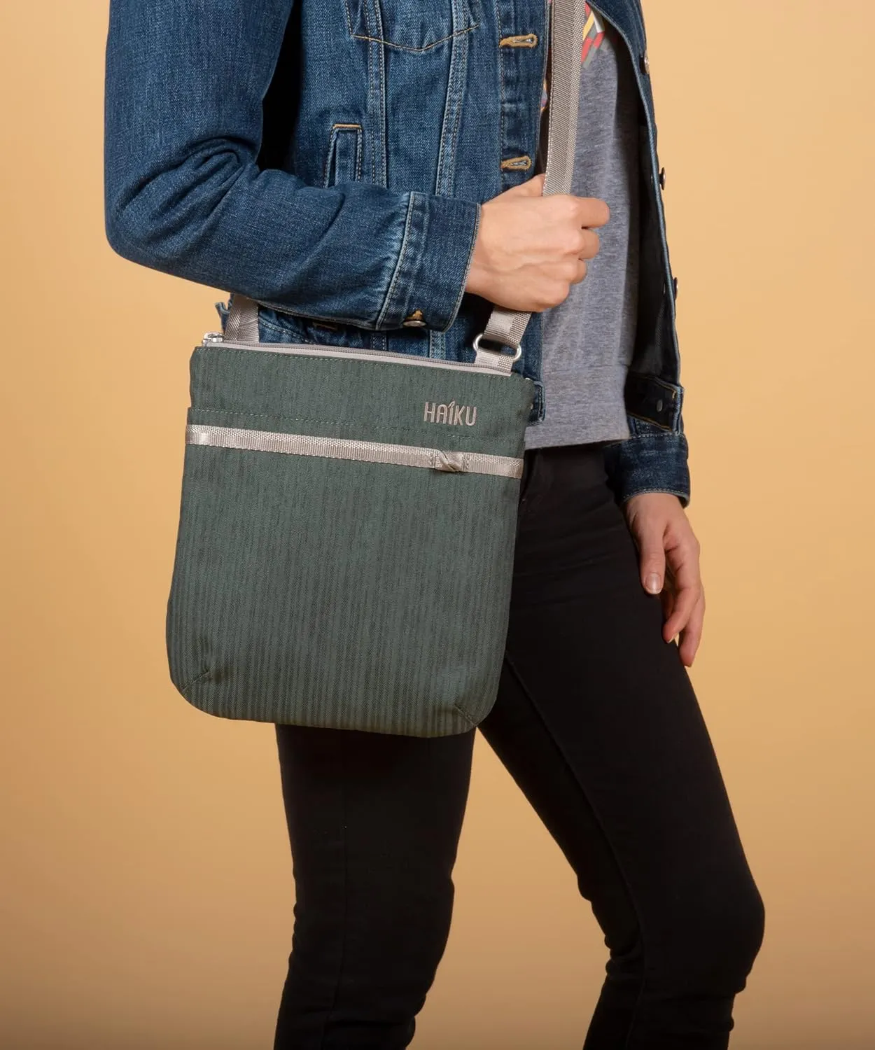Haiku Women's Small Revel Eco-Friendly RFID Blocking Crossbody Travel Bag