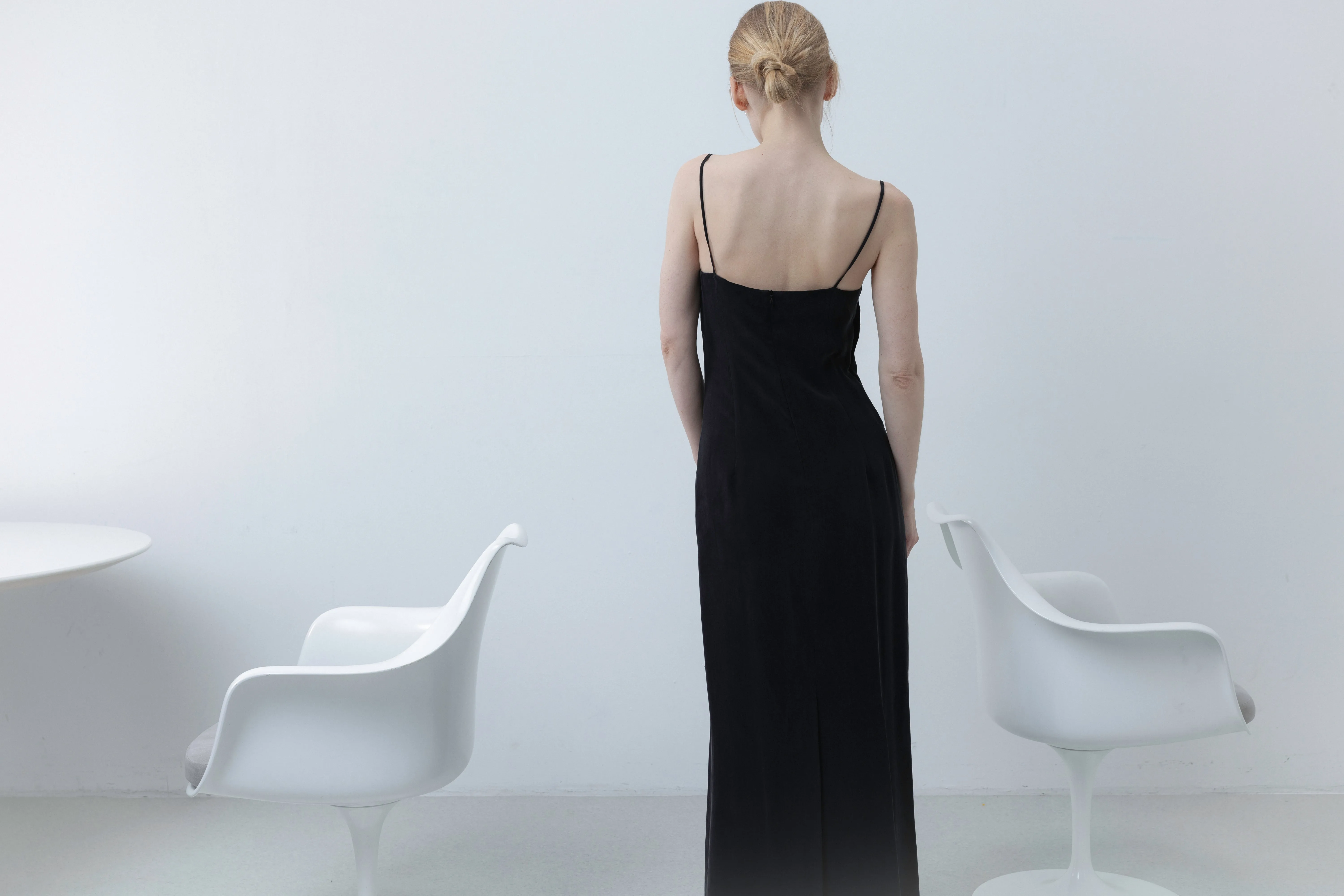 LONG MINIMAL SLIP DRESS IN BLACK