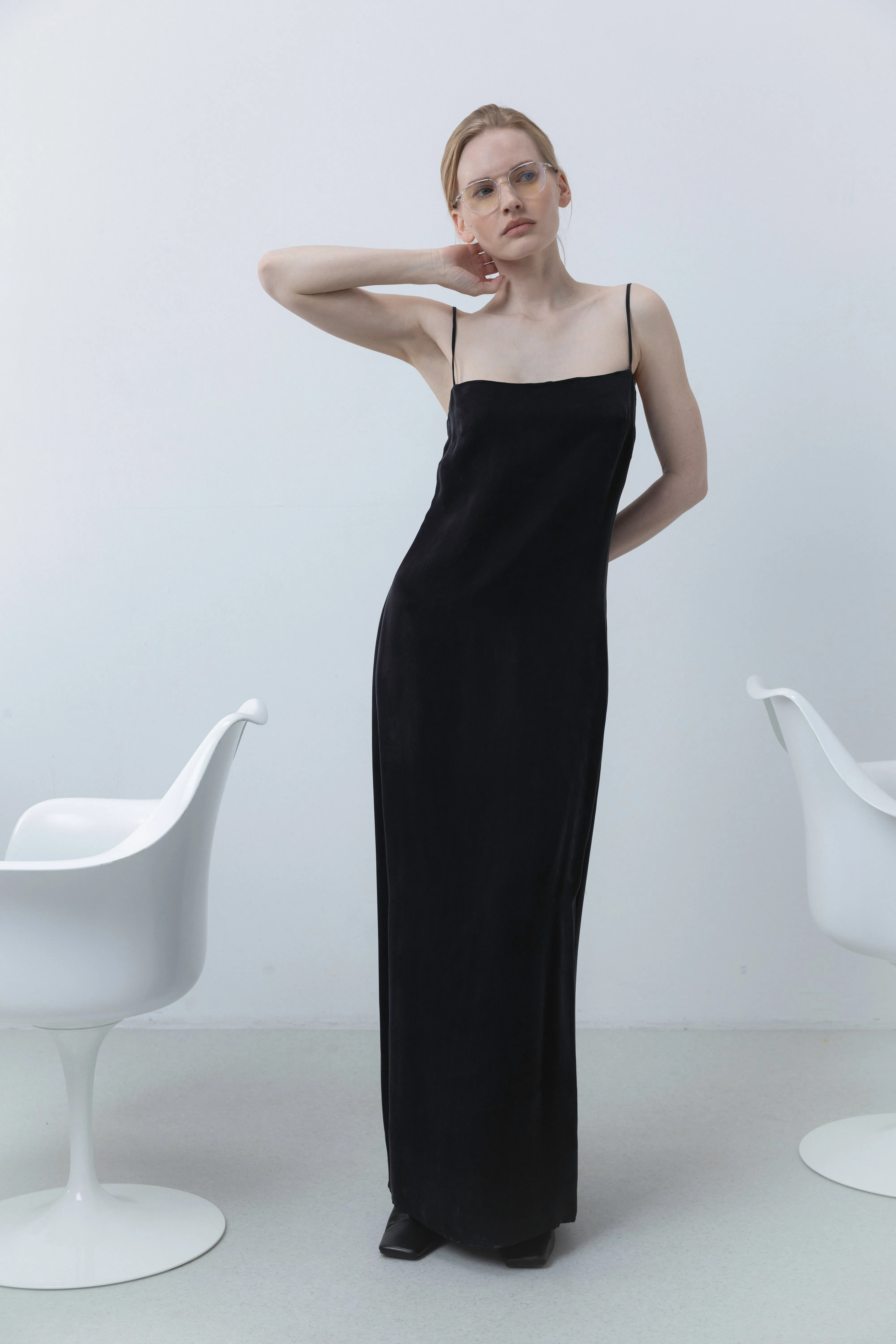 LONG MINIMAL SLIP DRESS IN BLACK