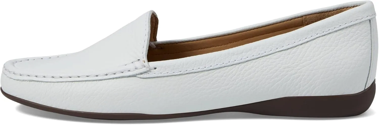 Marc Joseph New York Women's Lake Road Loafer Flat