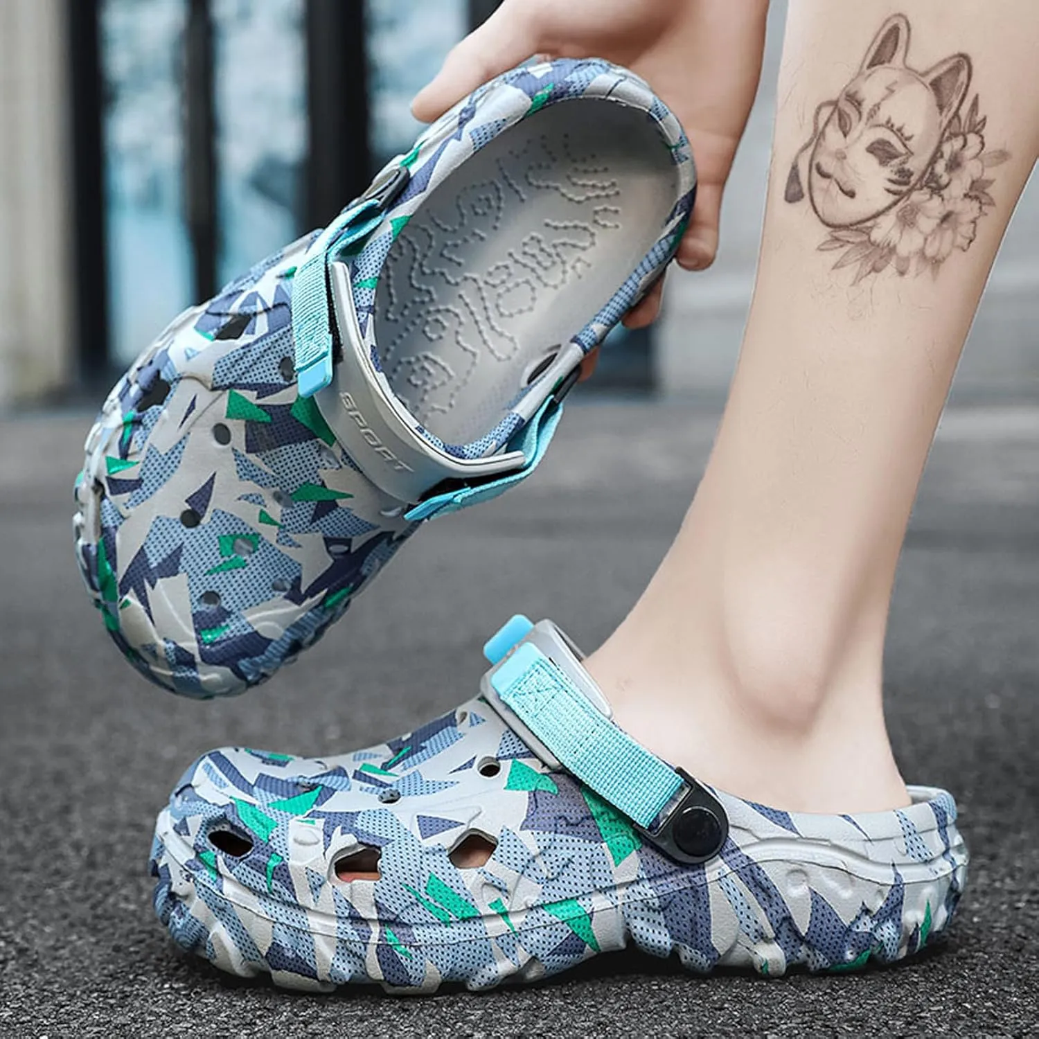 Men Slip On Garden Clogs Shoes: Summer Beach Sandals - Non Slip Outdoor Classic Slippers