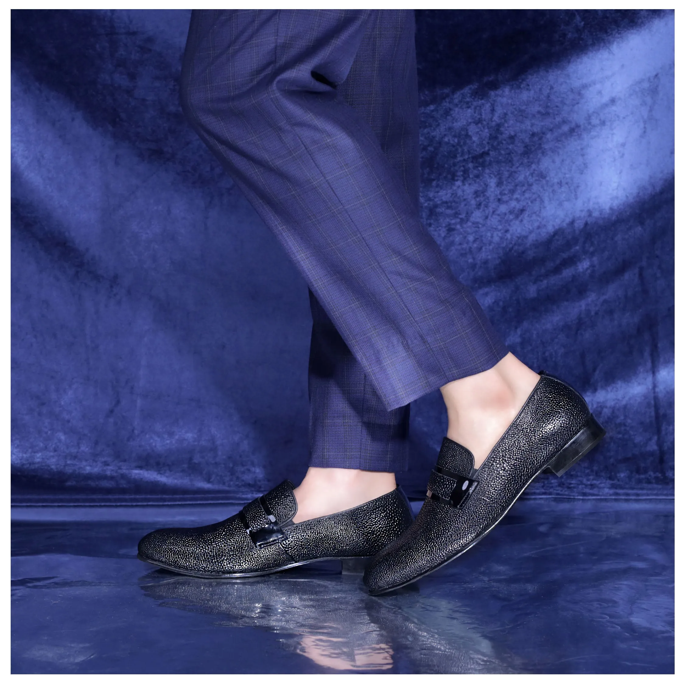 MM1734-BLACK