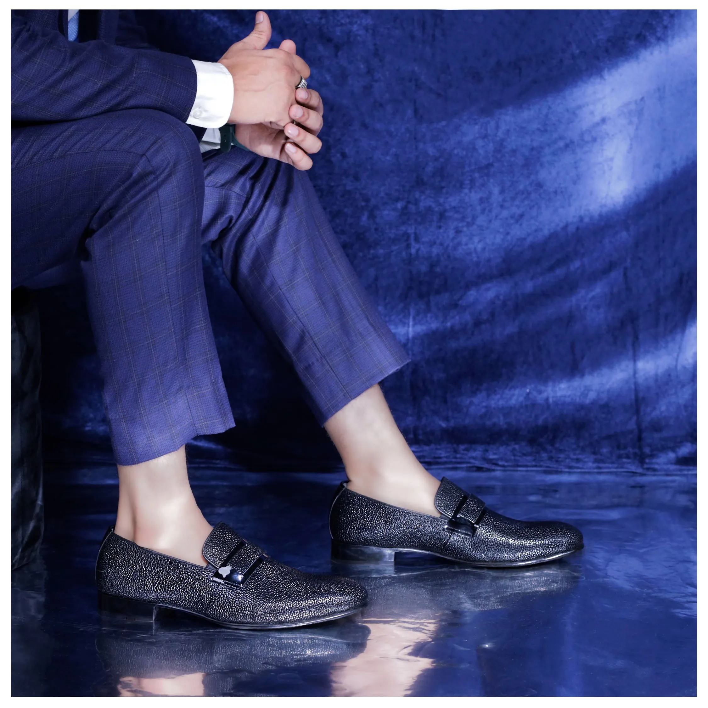 MM1734-BLACK