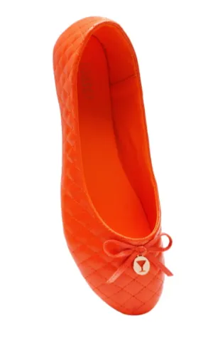 Mz. Santana Quilted Flat