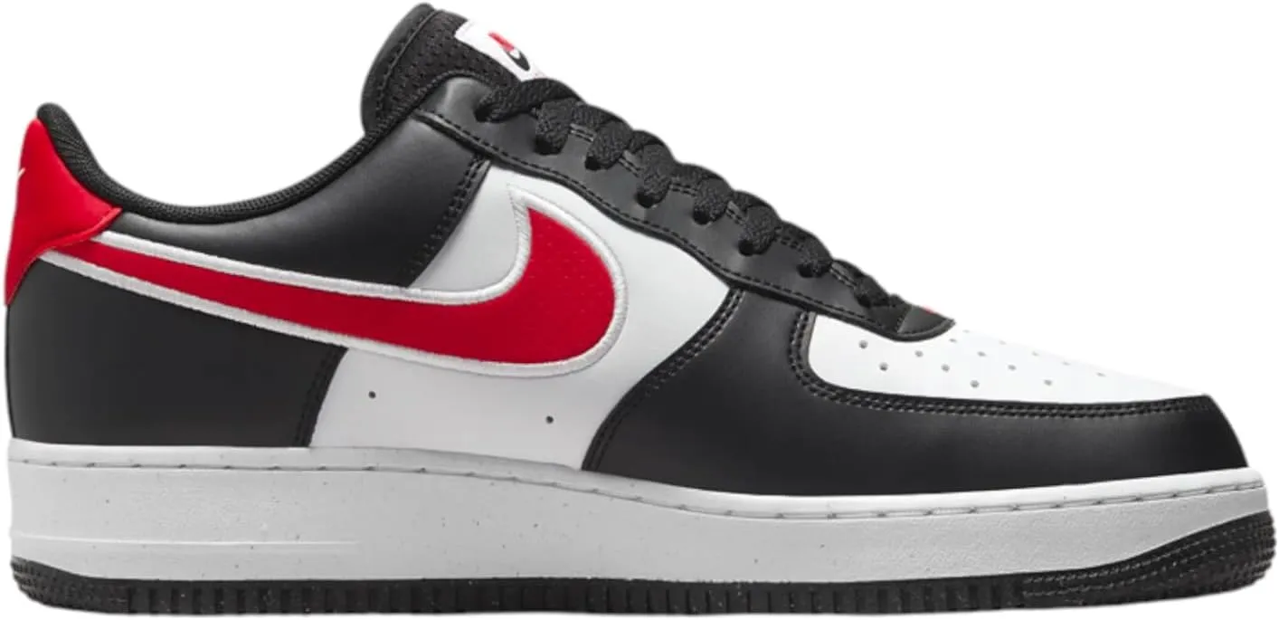NIKE Men's Sneaker