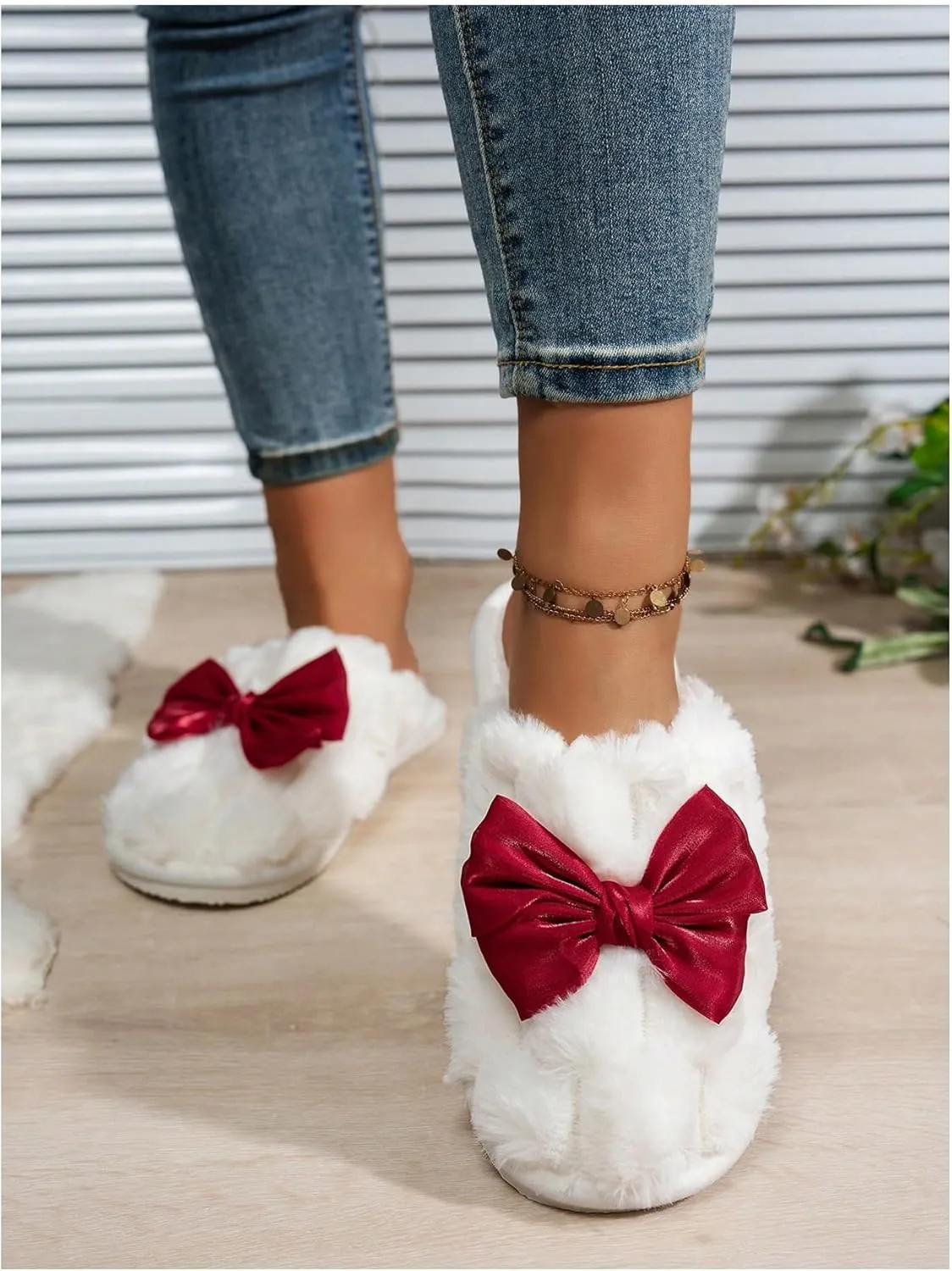OYOANGLE Women's Bowknot Closed Toe Fuzzy Slippers Slip On Flat Furry Comfy Indoor House Slippers