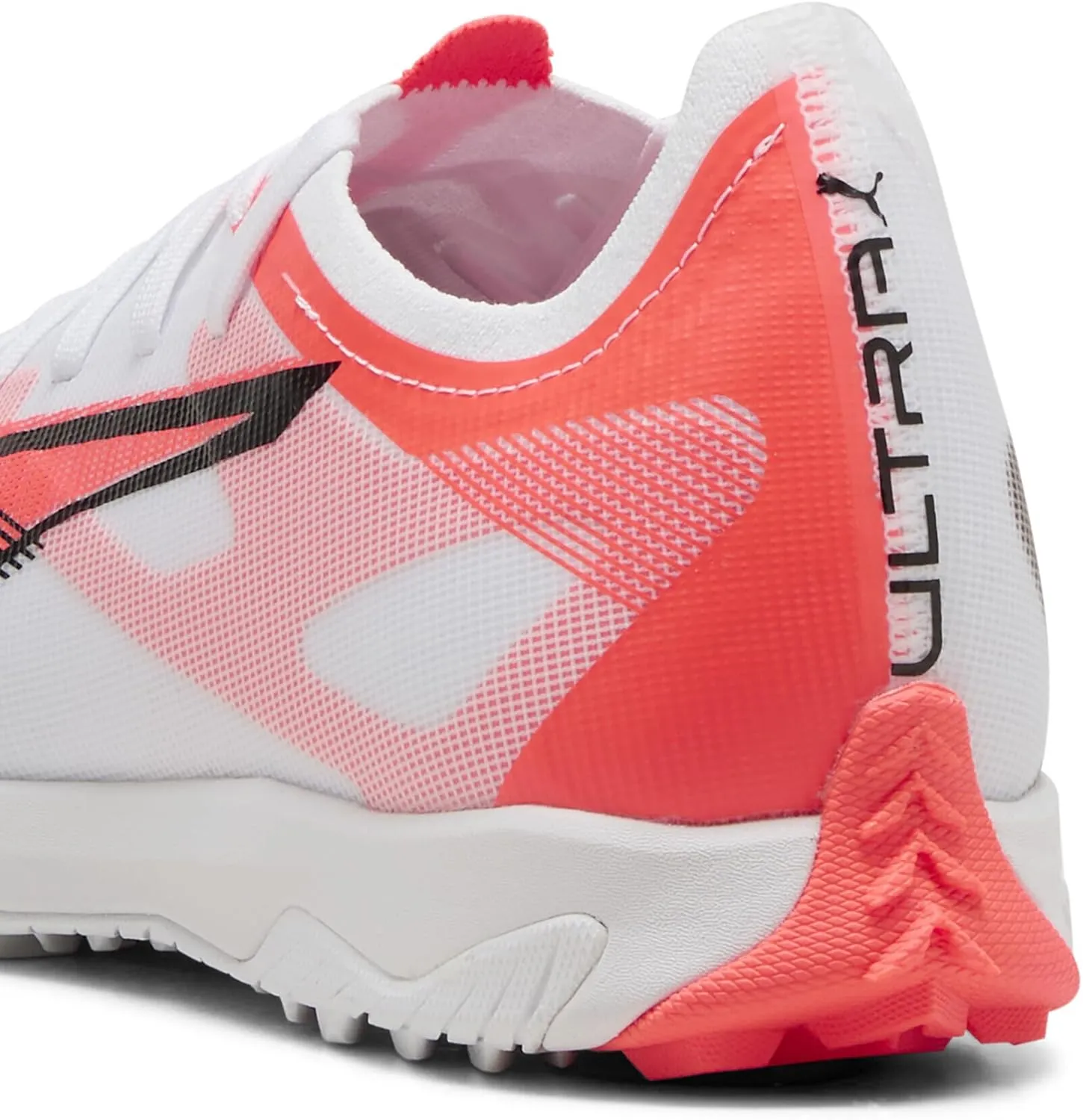PUMA Men's Football Soccer Shoe