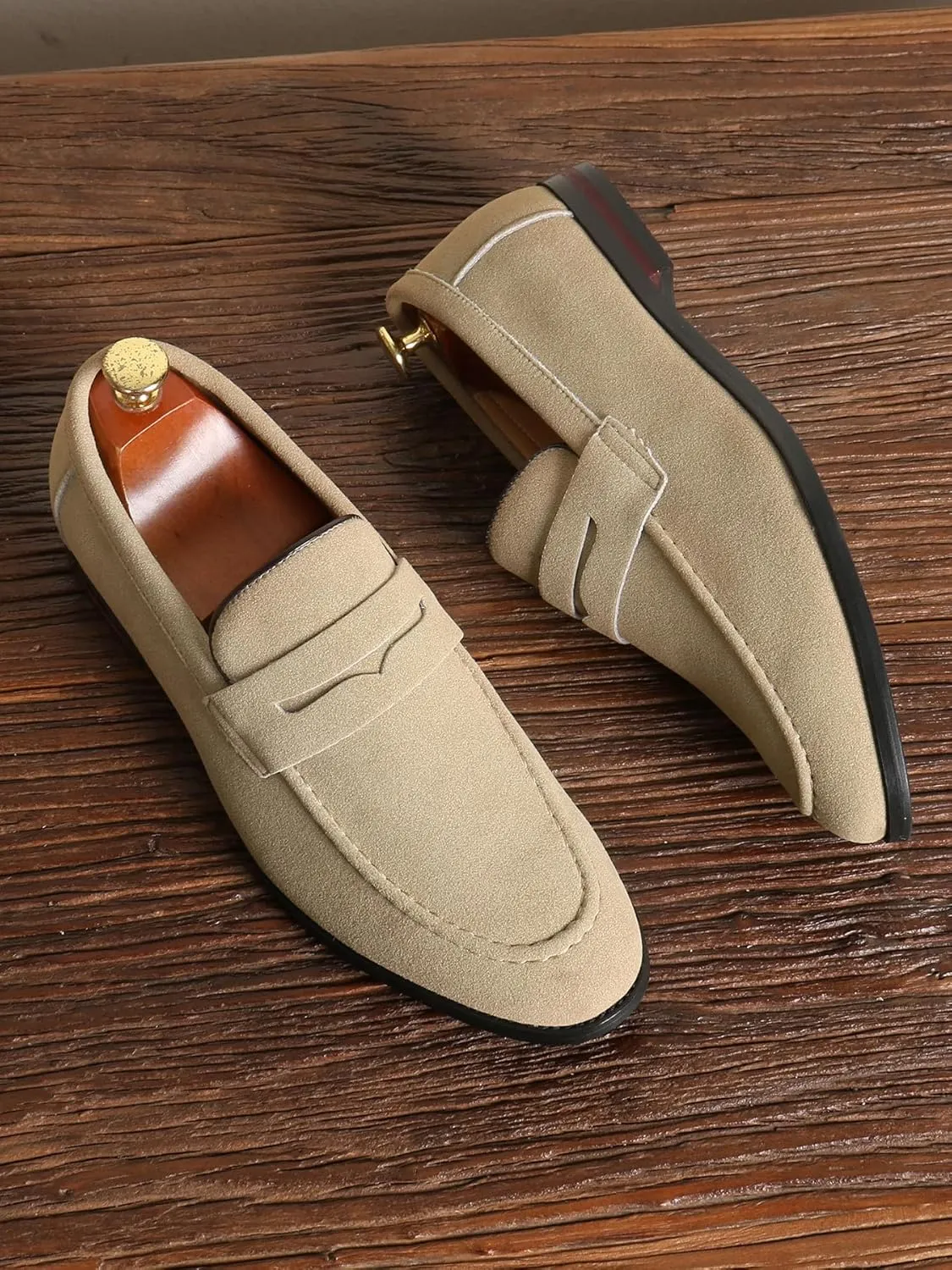 Santimon Penny Loafers for Men, PU Velvet Leather, Moc Toe, Slip-On Dress Casual Office Shoes