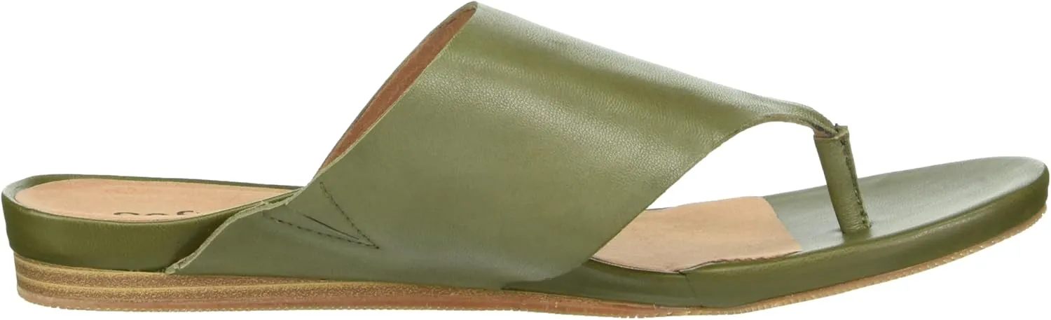 SoftWalk Women's Chandler Sandal