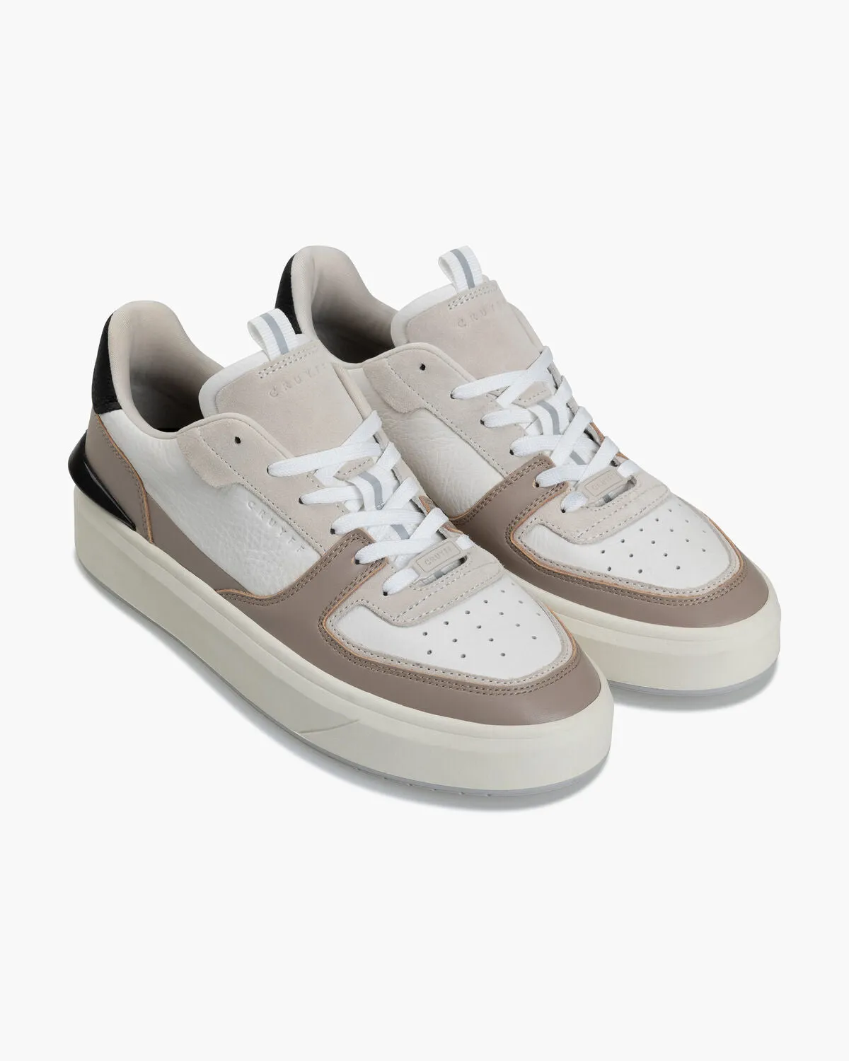 Surefire Tennis Sneaker*