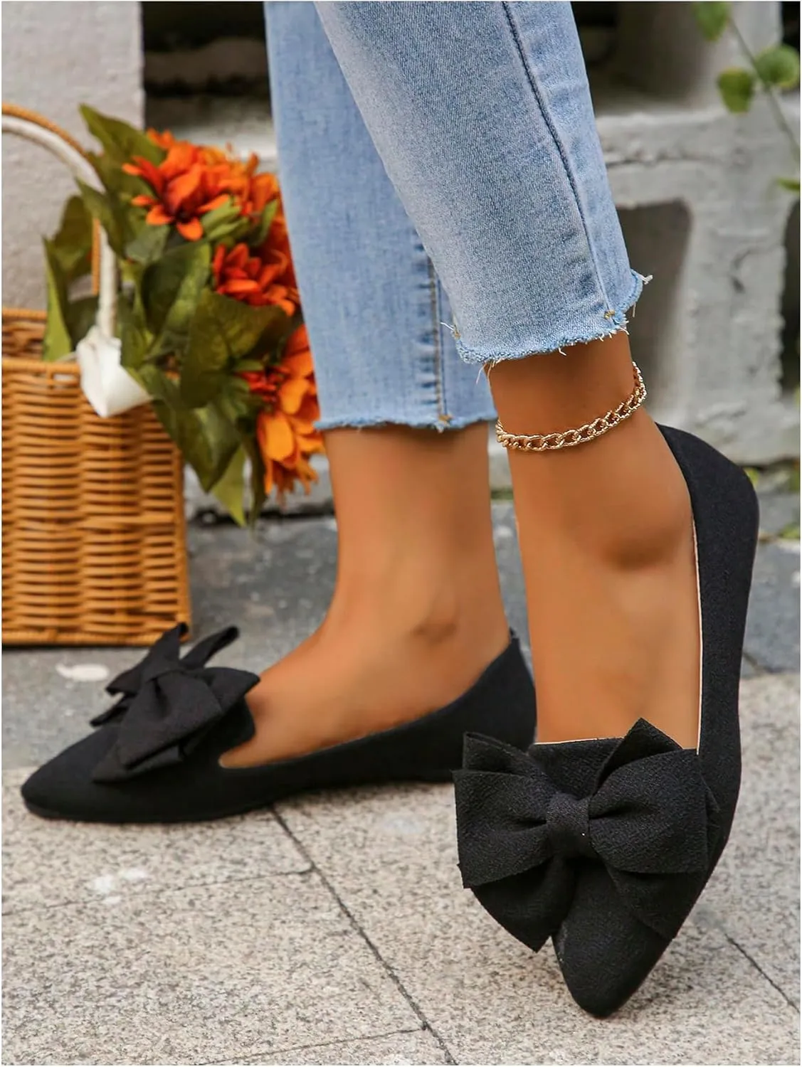 SweatyRocks Women's Bow Knot Pointed Toe Flat Shoes Comfortable Outdoor Dressy Shoes