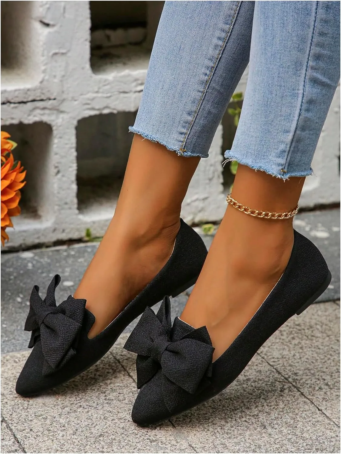 SweatyRocks Women's Bow Knot Pointed Toe Flat Shoes Comfortable Outdoor Dressy Shoes
