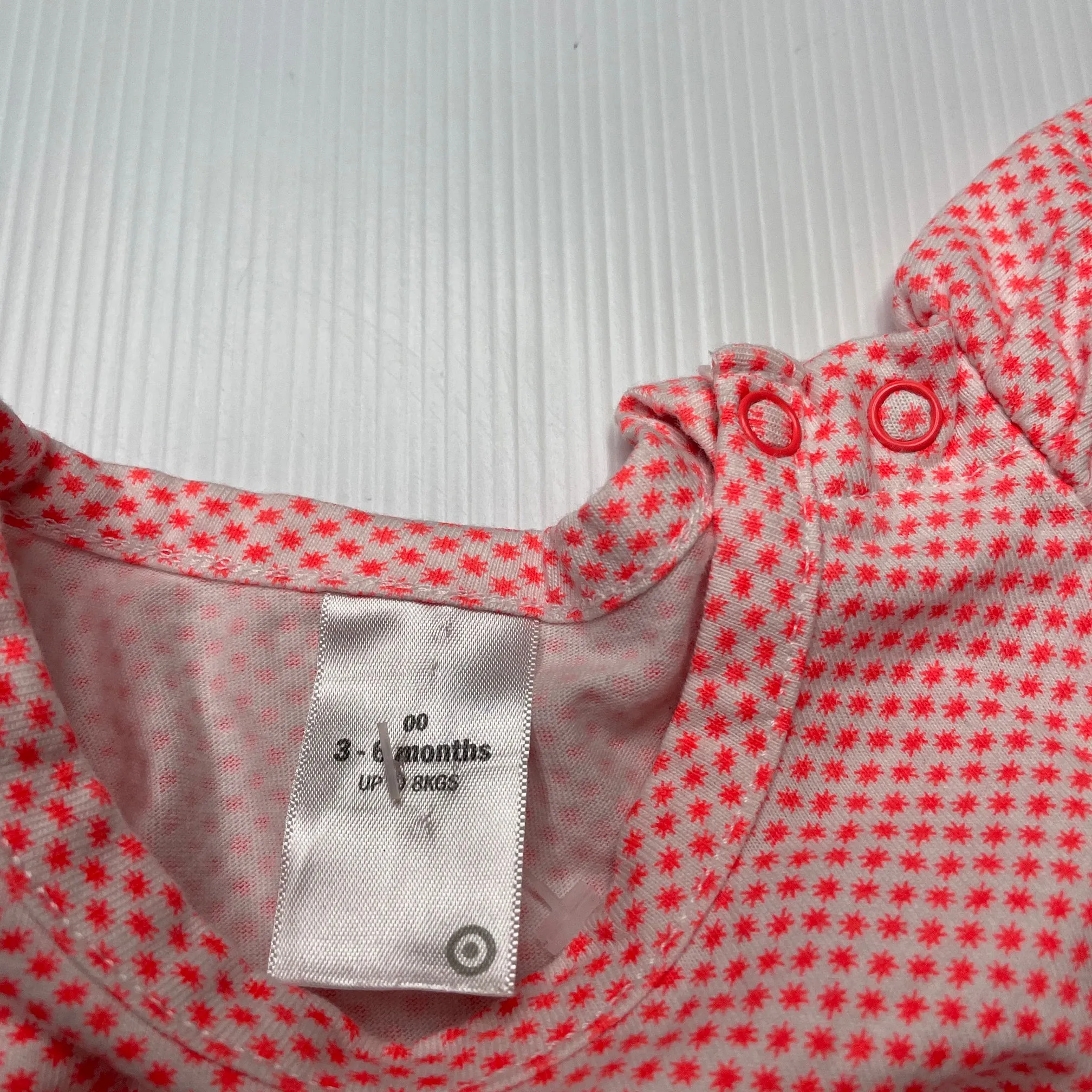 Target lightweight cotton top, size 00, Pre-loved