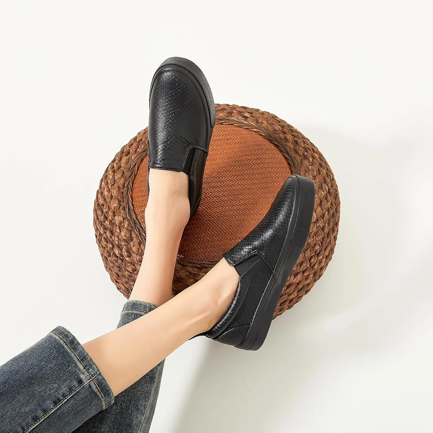 TUOPIN Womens Synthetic Leather Slip On Shoes,Padded Collar Slip on Sneakers for Women,Casual Loafers Walking Shoes