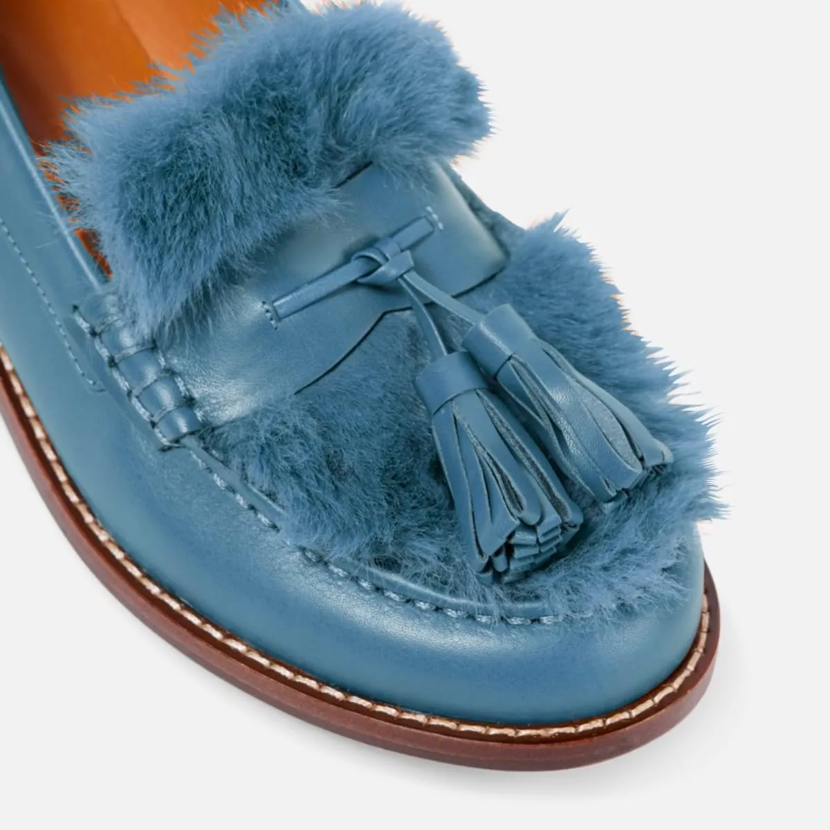Women Low Chunky Heel Loafer Shoes Tassel Fluffy Round Toe Slip On Dress Loafers Fringe 1 Inch Block Low Heel Dress Shoes Fur Penny Loafers Comfort Office Shoes Classic 4-11 M US