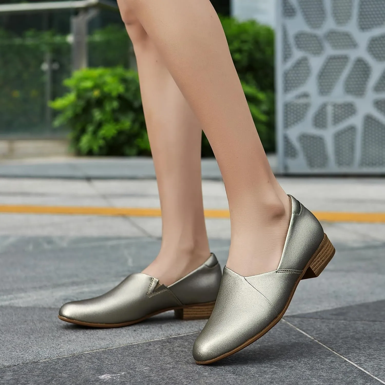 Women's Classic Comfort Dress Shoes Casual Leather Loafers Flats Cute Versatile Slip-Ons Everyday Work Shoes