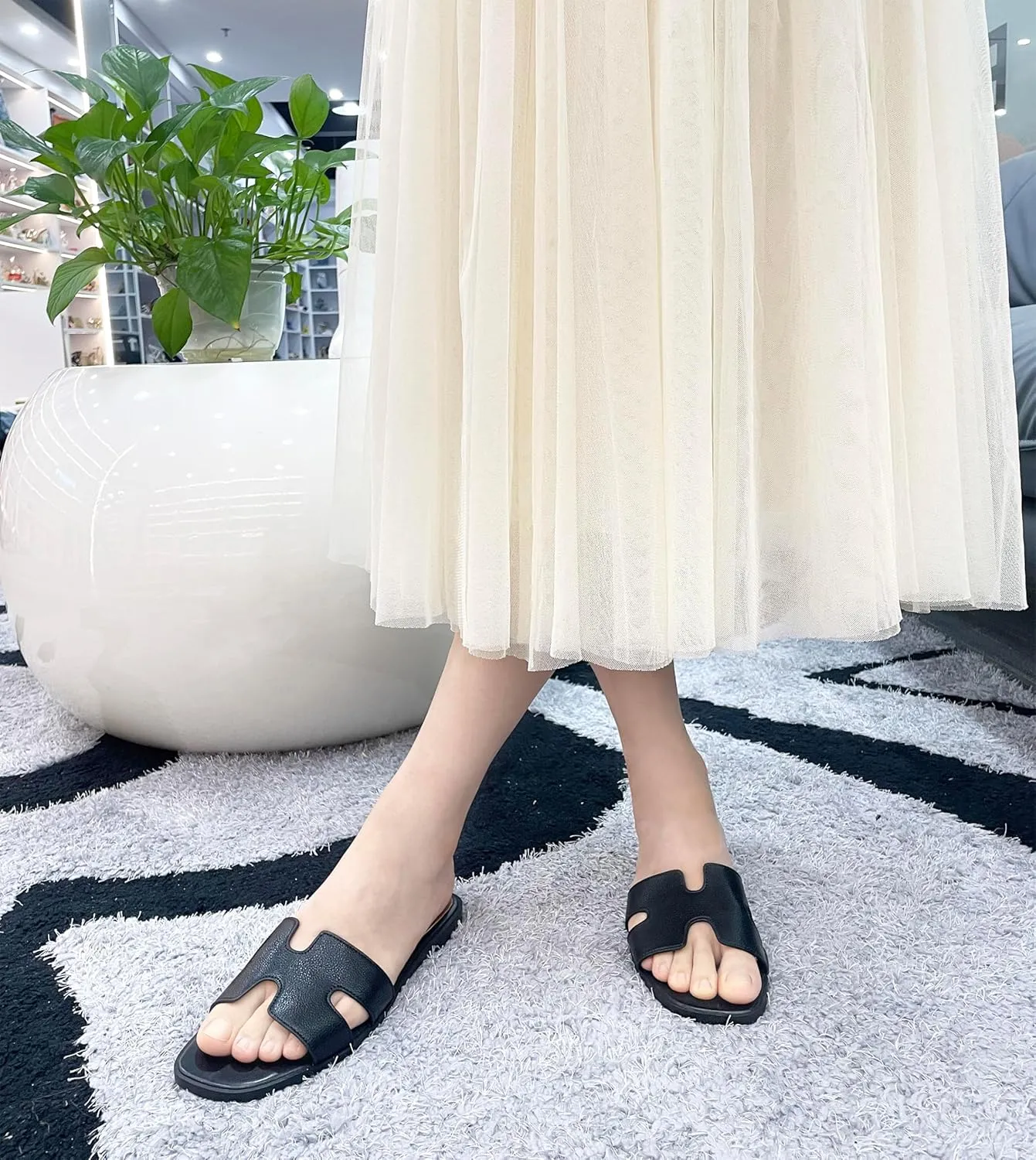 Womens Flat Sandals,Anti slip fashion sandals,Flat Slide Sandals for women,Comfy Style,women's gift, for vacation, sightseeing, and shopping