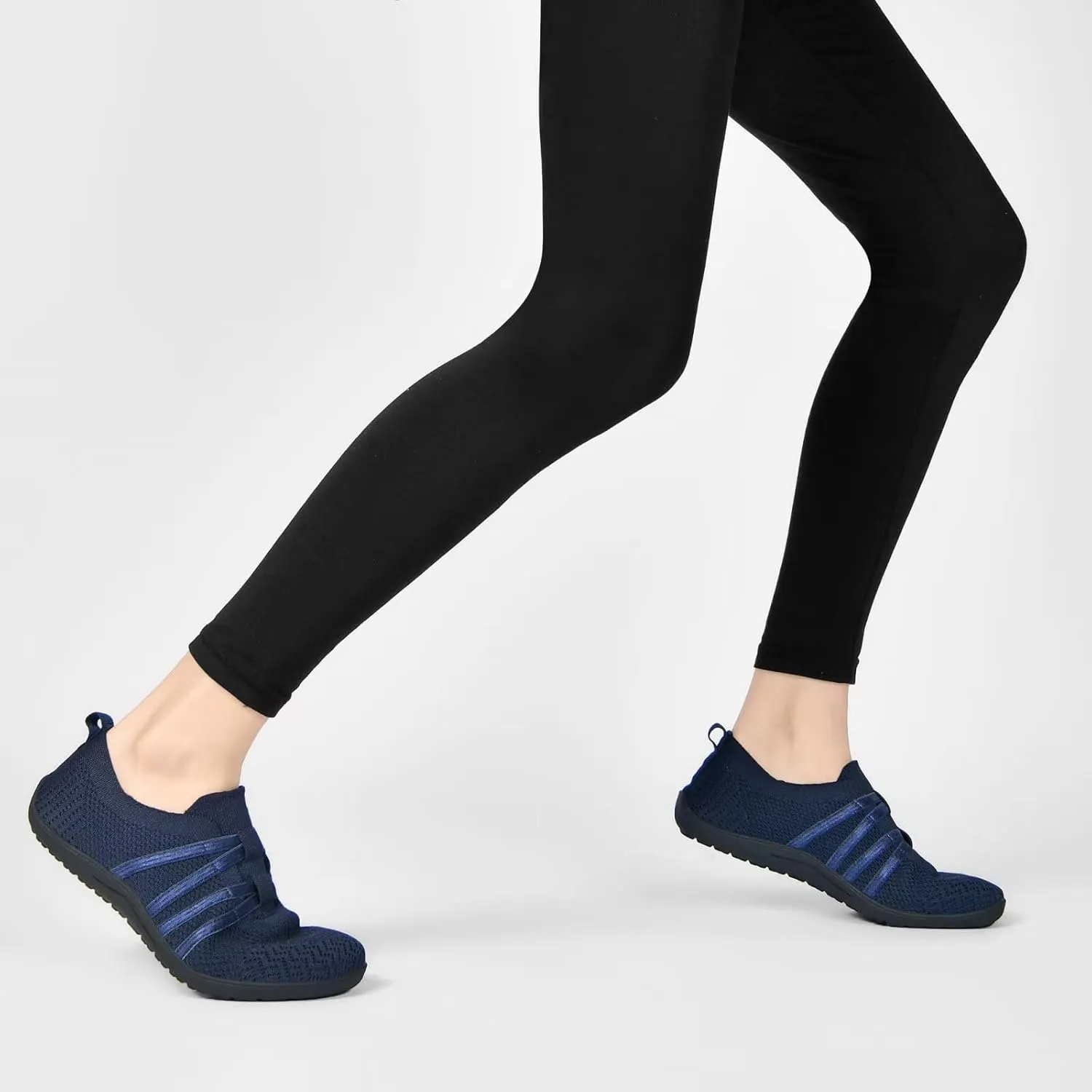 Women's Minimalist Barefoot Walking Shoes Wide Toe Box Flats Lightweight Casual Gym Athletic Sneakers