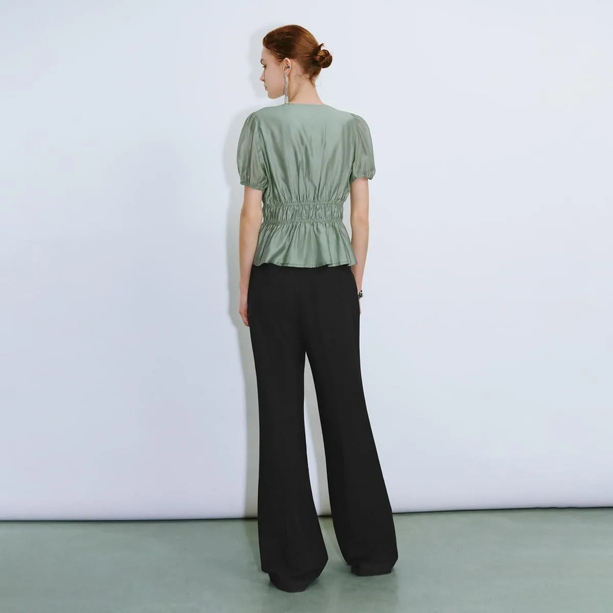 Women's Tops Short Puff Sleeve V Neck Cropped Shirt Casual Lightweight Pullover Blouse Summer